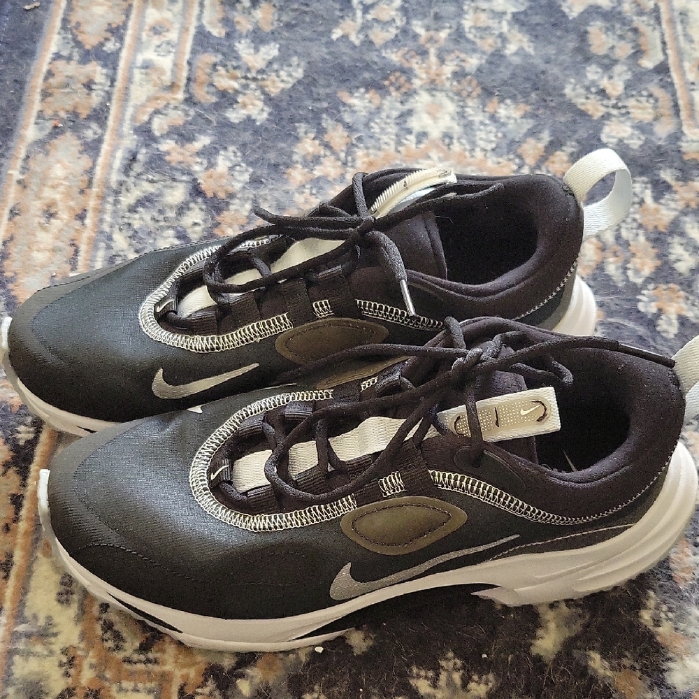 NWOT Nike Spark Black Pure Platinum Sneaker Size 7.5 - Picture 4 of 14